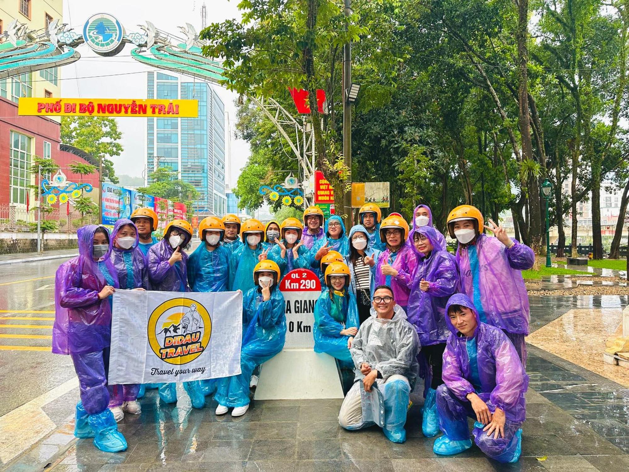 Aparthotel Tl Adventure Tour & Motorbike Ha Giang Exterior foto